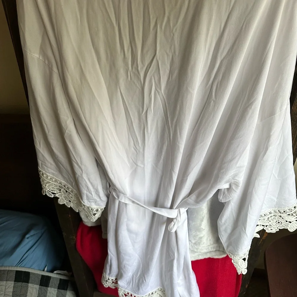 White Bride Robe - Picture 2 of 2